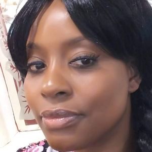 Meet your Posher, Annette